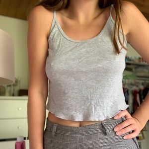 Grey tank top